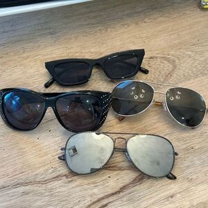 4 pair vintage sunglasses as is
